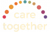 Logo von Care Together: Schriftzug mit bunten Punkten darüber, angeordnet wie ein Regenbogen.